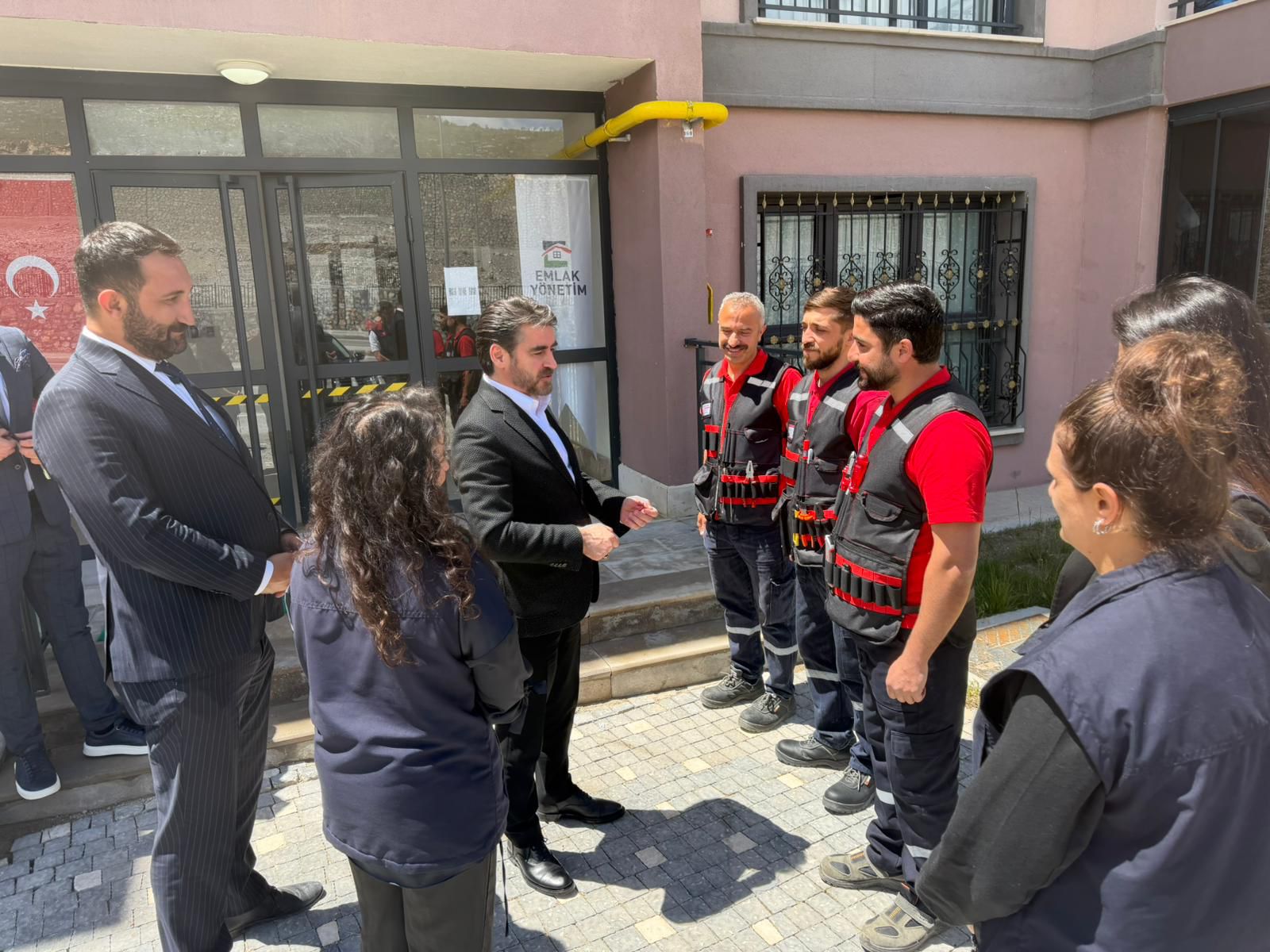 Malatya Yeşilyurt İkizce 2. Bölge 1. Etap Toplu Konutları site müdürüne "Teşekkür Belgesi"