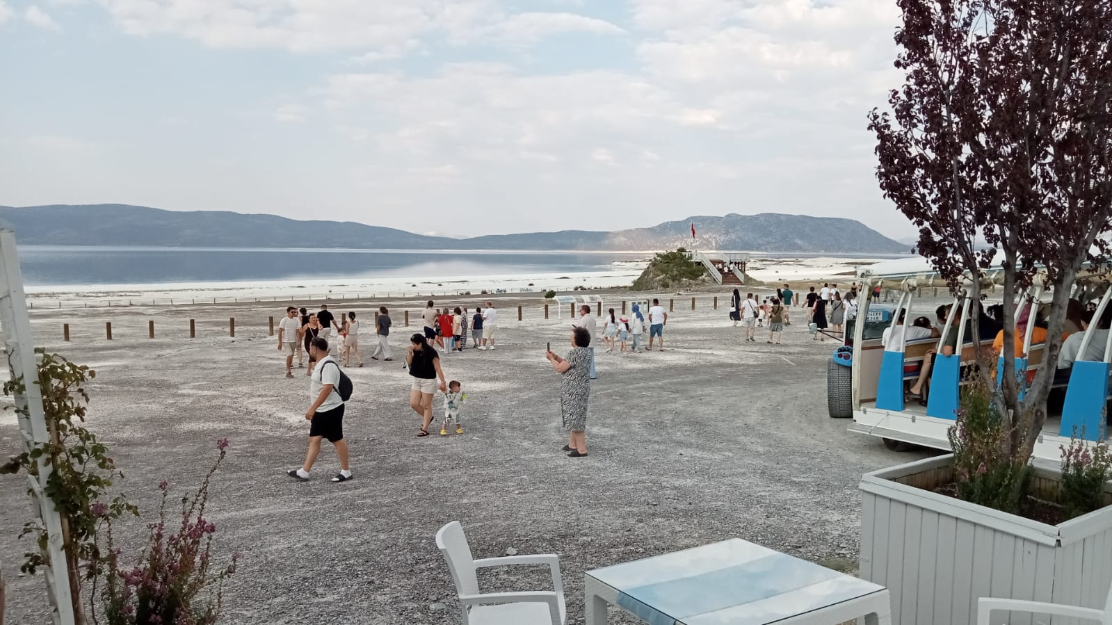 Salda Gölü Halk Plajı ve Beyaz Adalar Koruma Bölgesi