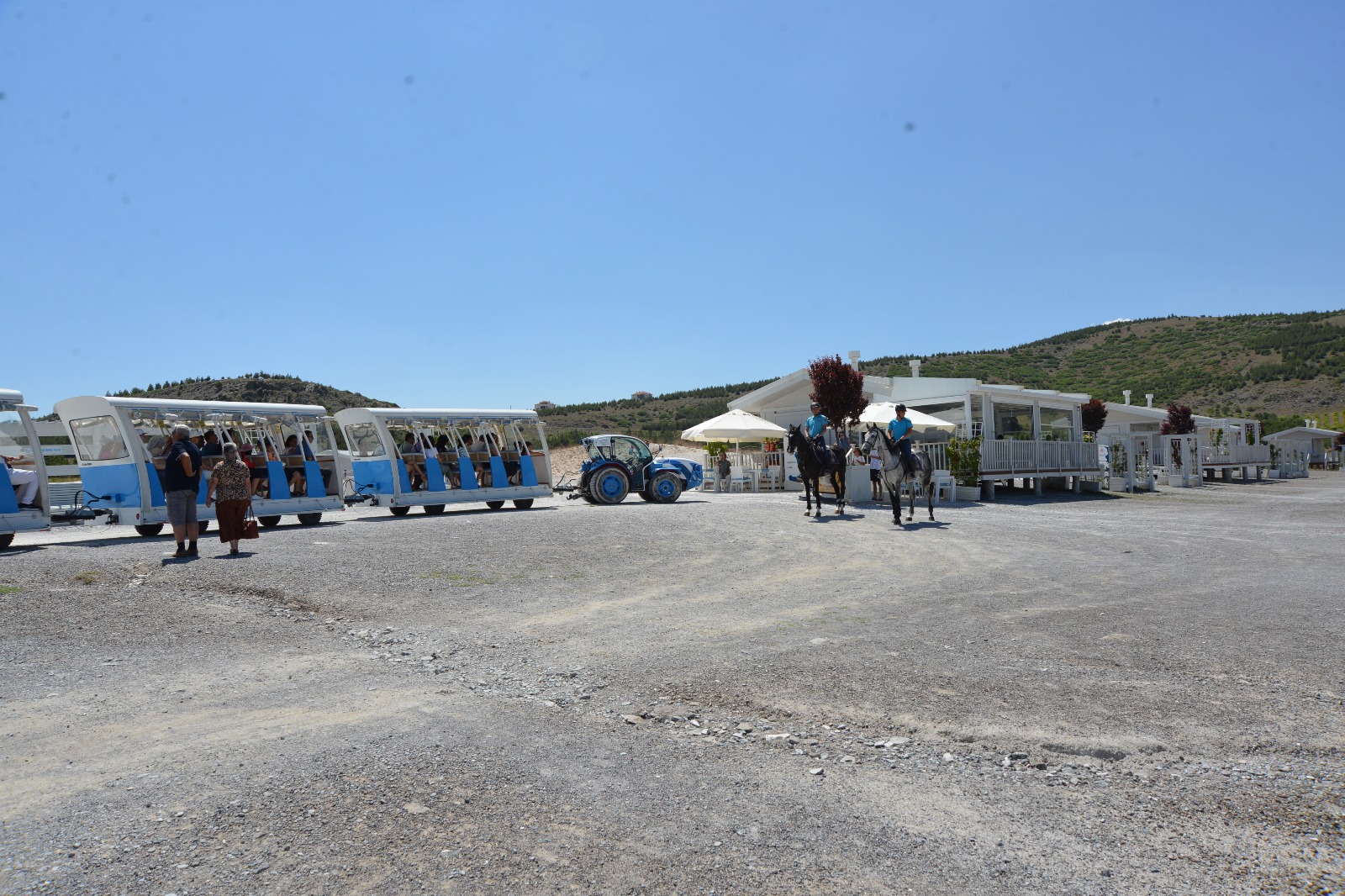 Salda Gölü Halk Plajı ve Beyaz Adalar Koruma Bölgesi