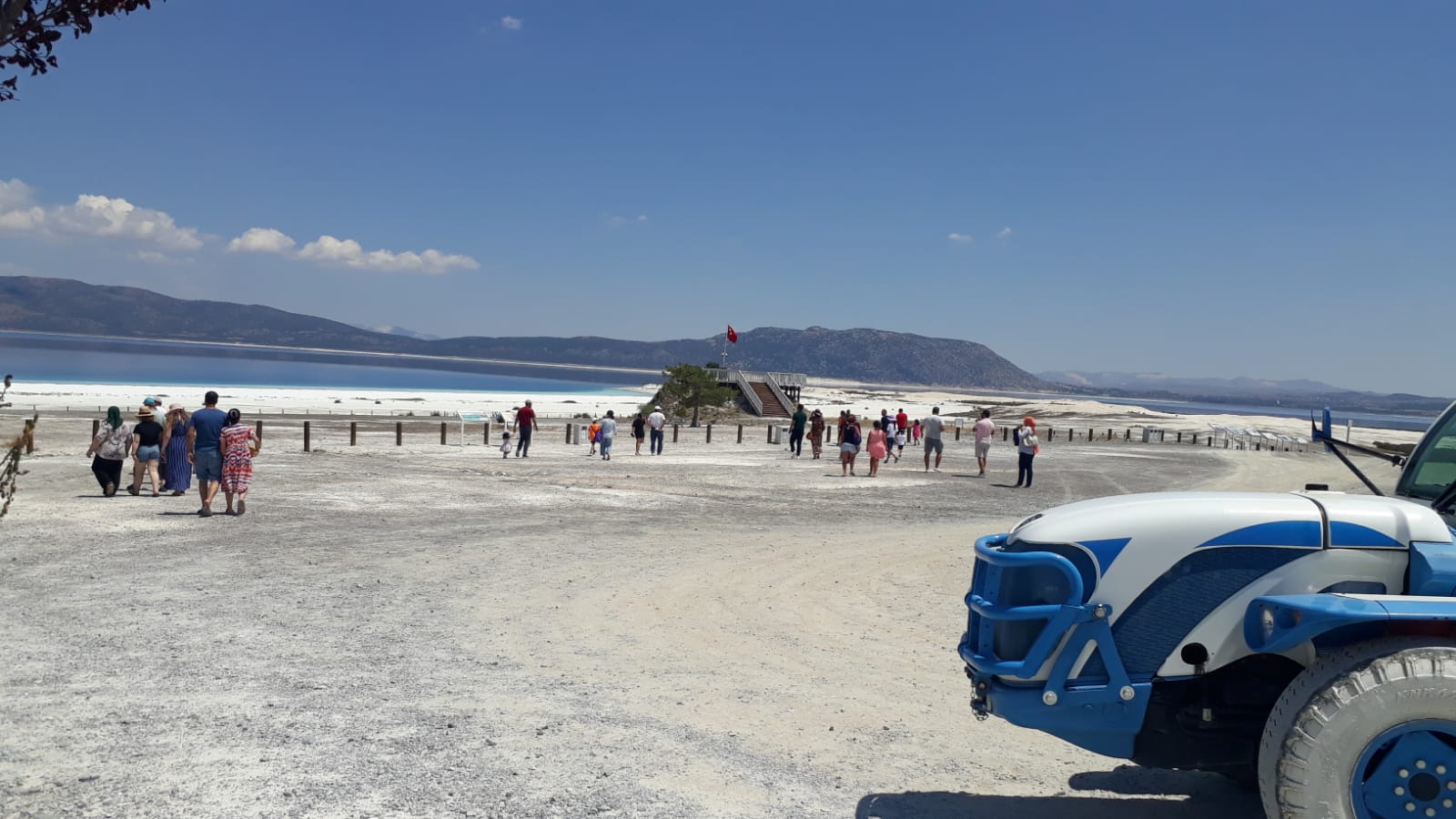 Salda Gölü Halk Plajı ve Beyaz Adalar Koruma Bölgesi
