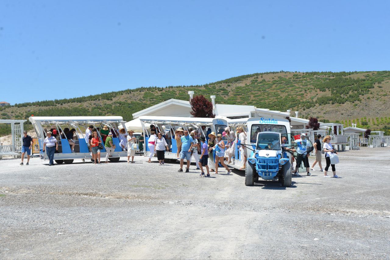 Salda Gölü Halk Plajı ve Beyaz Adalar Koruma Bölgesi